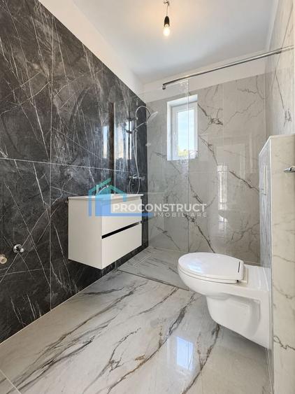 Duplex cu 3 camere cu Canalizare în Albina