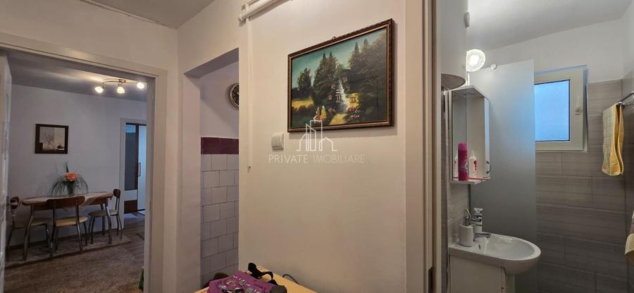 Apartament cu 2 camere decomandat în Est