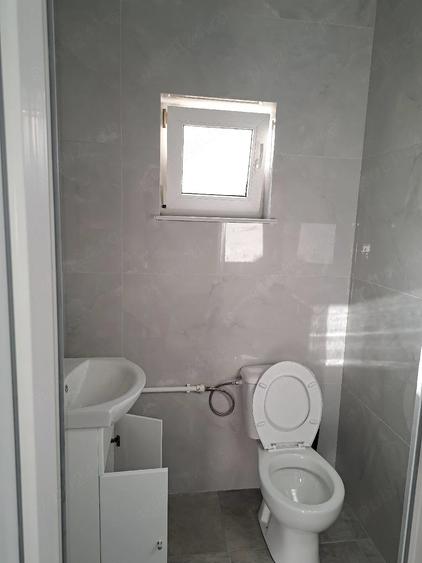 Spațiu comercial, de 50 mp, în Lumina