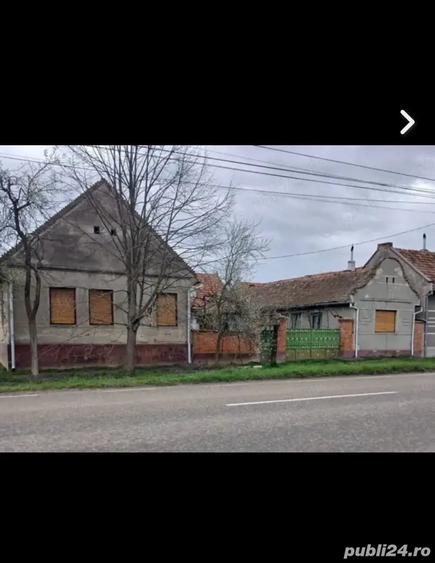 Casă cu 5 camere cu Teren 2517 Mp în Hitiaș