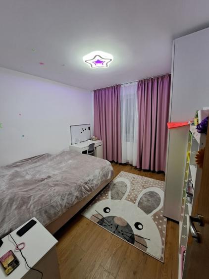 Apartament cu 3 camere decomandat în Crângași