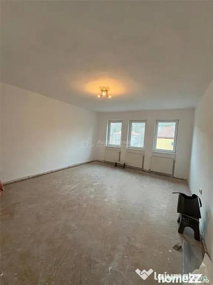 Apartament cu 2 camere decomandat în Luncă