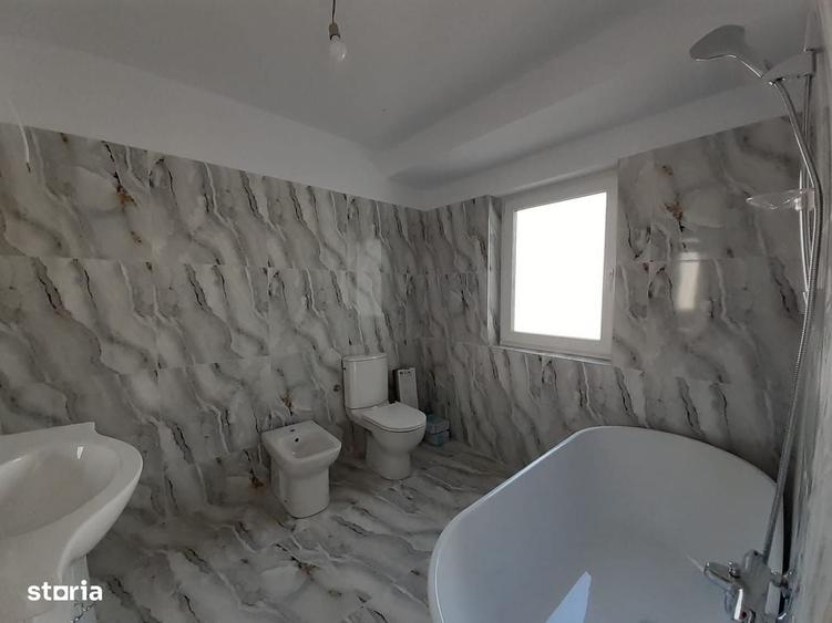 Casă cu 4 camere cu Teren 180 Mp în Valea Lupului