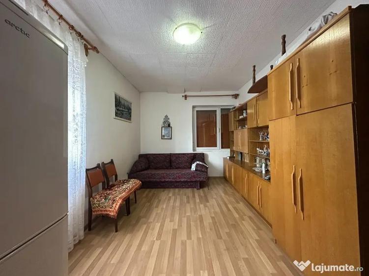 Apartament cu 2 camere semidecomandat în Mihai Bravu