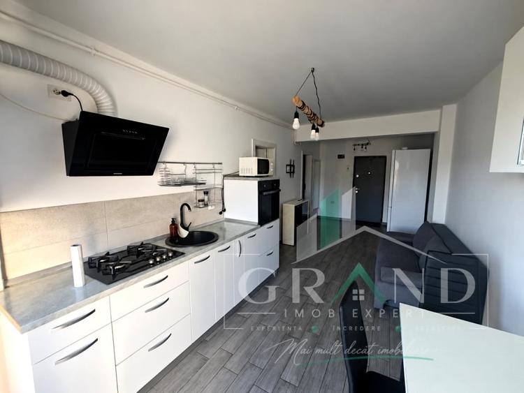 Apartament cu 2 camere semidecomandat, mobilat în Mărăști