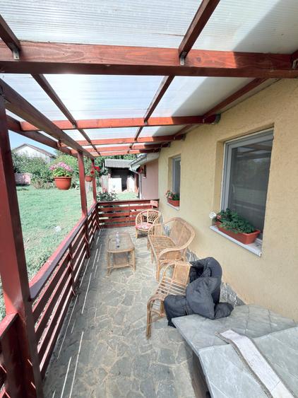 Casă individuală cu 2 camere cu Teren 2300 Mp în Cătămărești-Deal