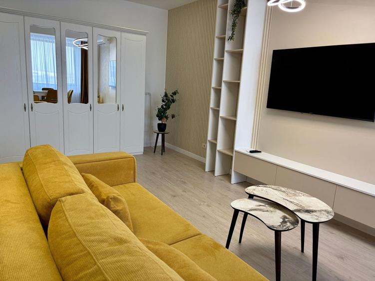 Apartament cu 2 camere semidecomandat, mobilat în Pipera