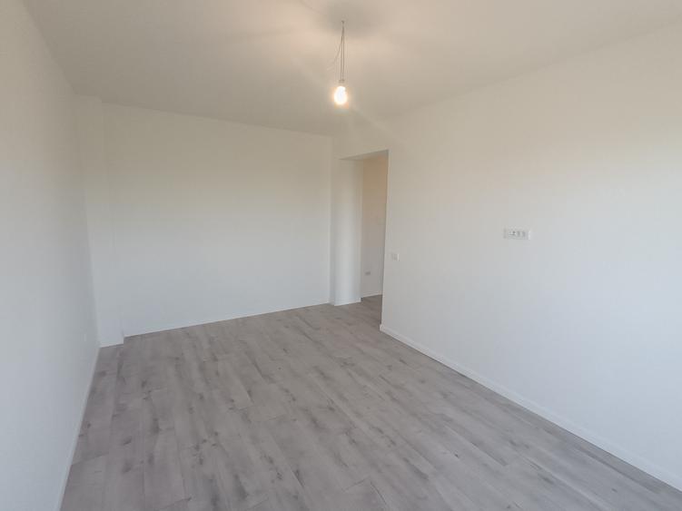 APARTAMENT 1 CAMERA, INTABULAT, ETAJ 1, PARCARE, POPAS PACURARI, COMISION 0 - 11