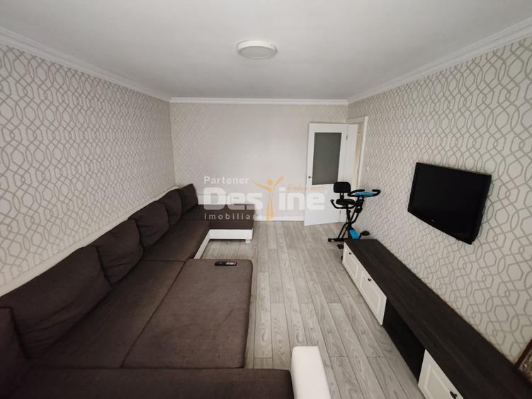 Apartament cu 2 camere decomandat în Gară