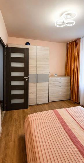 Apartament cu 2 camere semidecomandat, mobilat în Bucovina