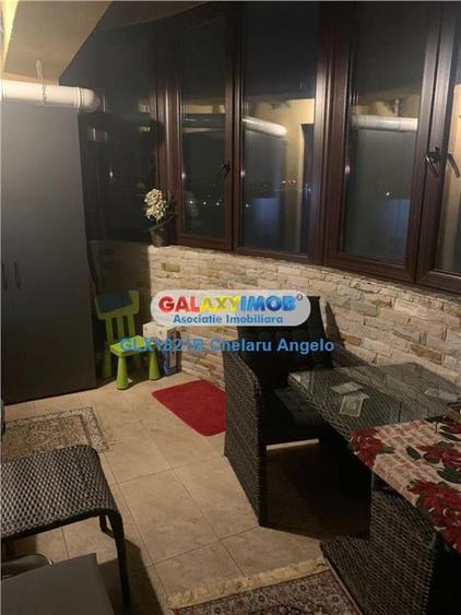 Apartament cu 5 camere decomandat, mobilat în Central