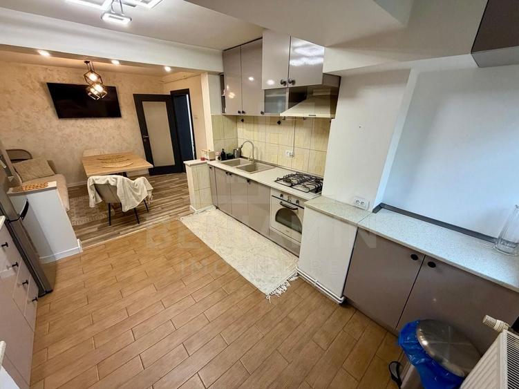 Apartament cu 2 camere semidecomandat, mobilat în 1 Mai