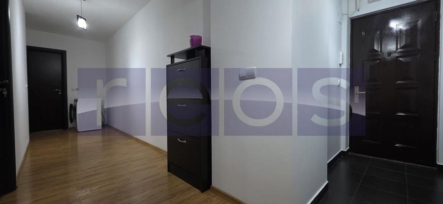 Apartament cu 2 camere decomandat, mobilat în Central