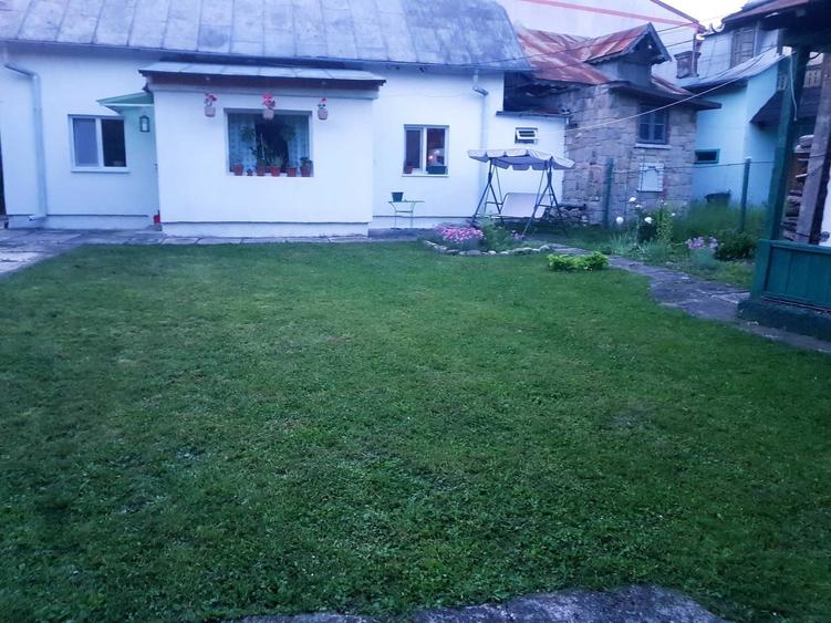 Casa in Breaza de Sus, ultracentral, 3 camere, teren 376 mp-76.000 (negociabil) - 7