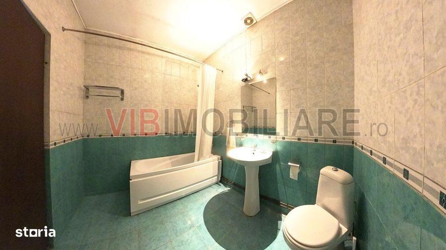 Apartament cu 3 camere decomandat în Parcul Carol