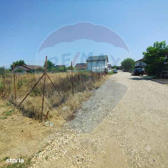 Teren de 429 mp, în Cornetu