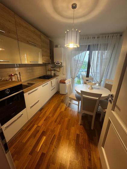 Apartament cu 2 camere decomandat în Exterior Vest