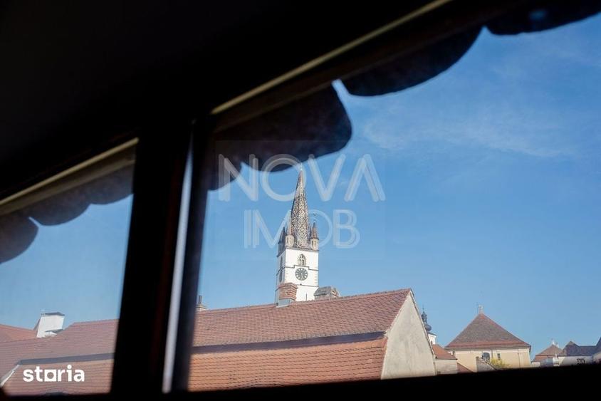Casă cu 8 camere cu Teren 244 Mp în Central