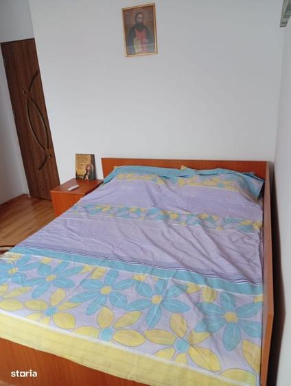 Apartament cu 3 camere decomandat în Sud