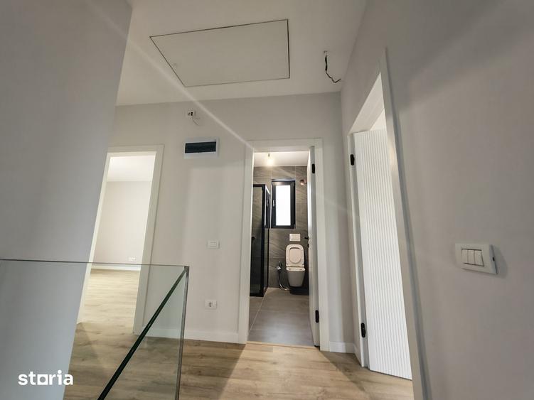 Casă cu 5 camere cu Teren 350 Mp în Central