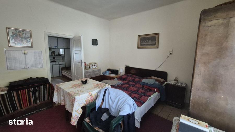 Casă cu 4 camere cu Teren 102 Mp în Casa de Cultură