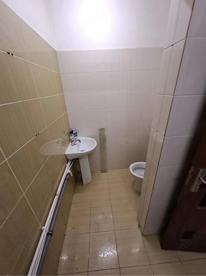 Spațiu comercial, de 80 mp, în Central