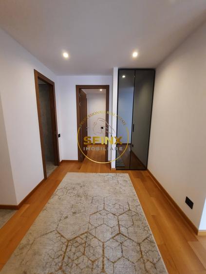 Apartament cu 4 camere decomandat, mobilat în Primăverii
