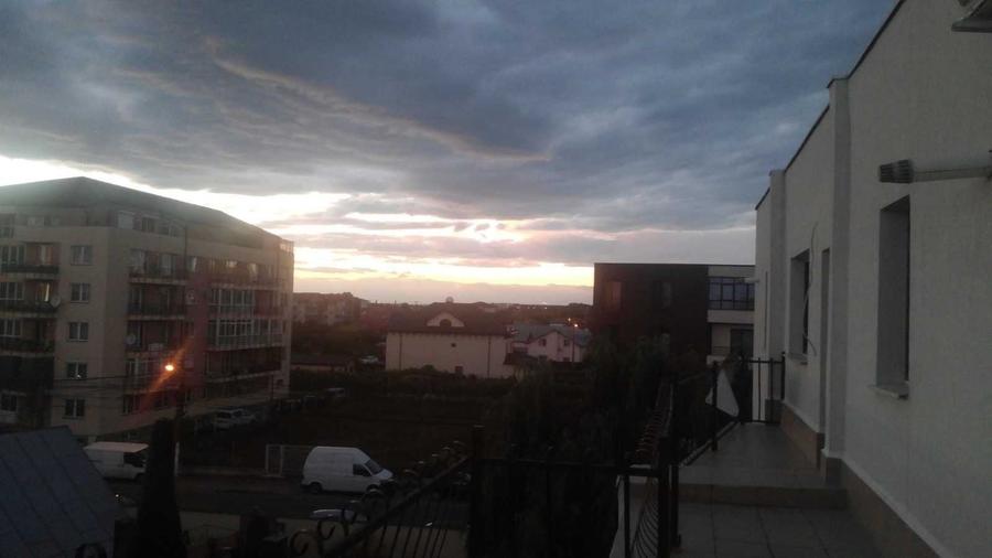 Garsonieră decomandată în Central
