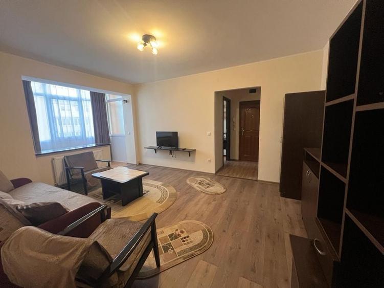 Apartament cu 2 camere semidecomandat în Lazaret