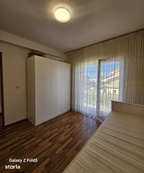 Casă cu 4 camere decomandat cu Teren 300 Mp în Europa