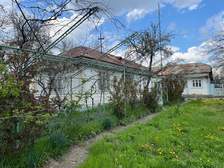 Casă cu 4 camere în Barcea