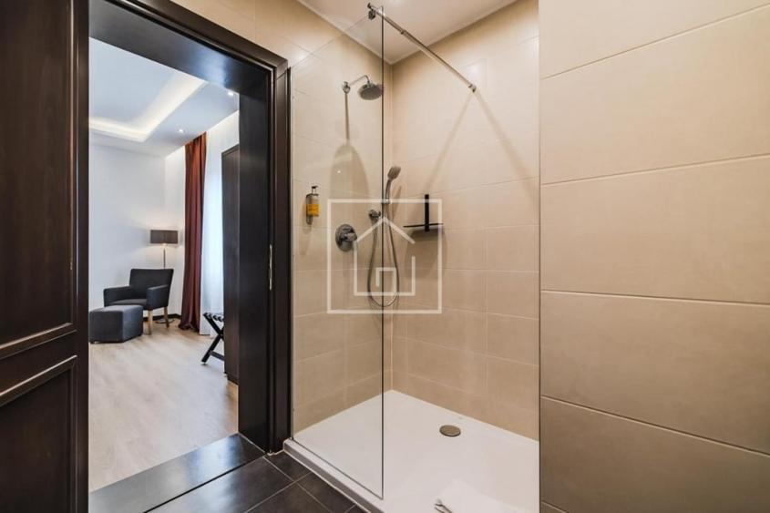 Hotel/Pensiune, de 700 mp, în Central
