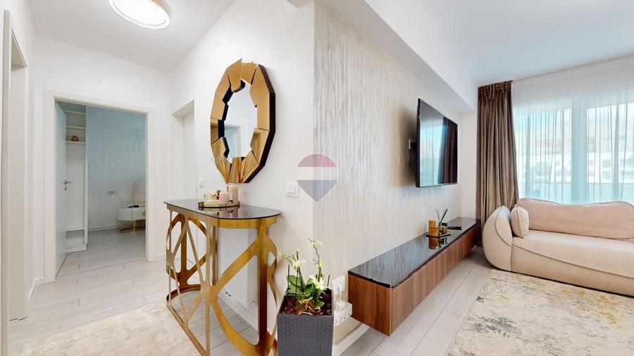 Apartament cu 3 camere decomandat, mobilat în Tractorul