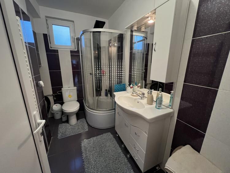 Casă individuală cu 4 camere cu Teren 505 Mp în Valea Călugărească
