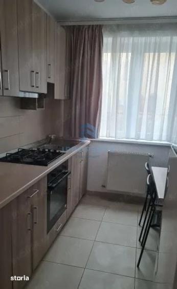 Casă cu 4 camere în Ghencea