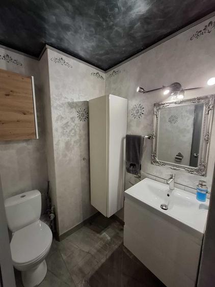 Apartament cu 4 camere în Dacia