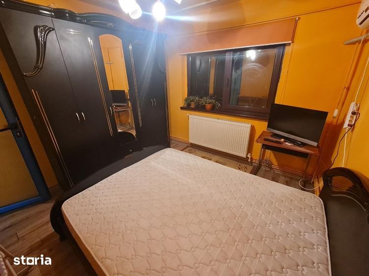 Apartament cu 2 camere decomandat în Școlilor