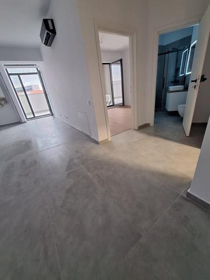 Apartament cu 2 camere semidecomandat în Florești — fotografia 1