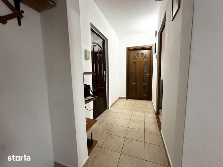 Apartament cu 2 camere decomandat, mobilat în Steaua