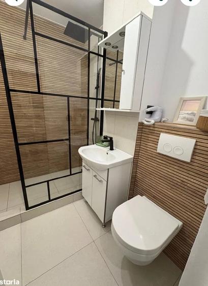 Apartament cu 2 camere decomandat în Precista