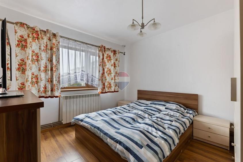 Apartament cu 3 camere decomandat, mobilat în Alfa
