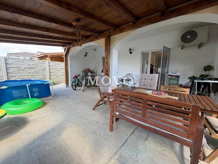 Duplex cu 3 camere cu Canalizare în Sânandrei