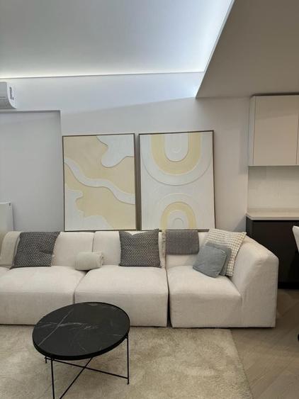 Apartament cu 3 camere, mobilat în Pipera