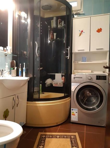Apartament cu 2 camere semidecomandat în Grivița