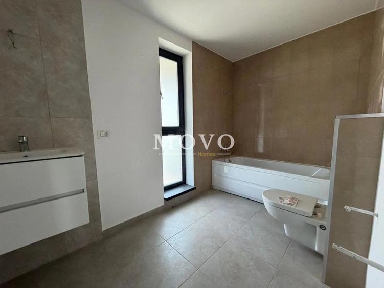 Casă cu 4 camere cu Teren 250 Mp în Săcălaz