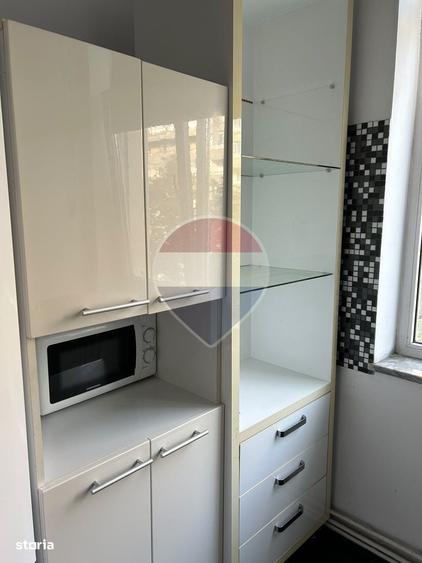 Apartament de inchiriat - 3 camere Bulevardul Stefan cel Mare - 2