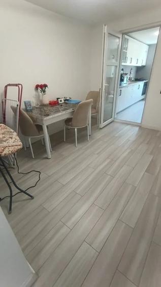 Casă cu 1 camere cu Teren 438 Mp în Romanești