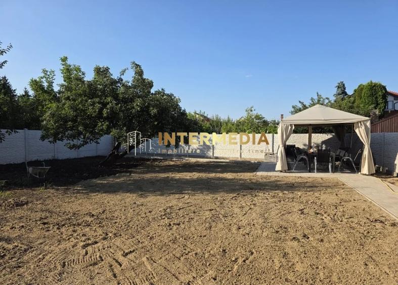 Apartament cu 3 camere decomandat, mobilat în Central