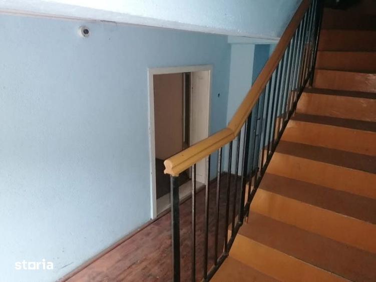 Casă cu 7 camere cu Teren 600 Mp în Călinești-Oaș