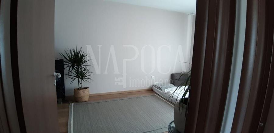 Casă individuală cu 7 camere cu Canalizare în Mănăștur